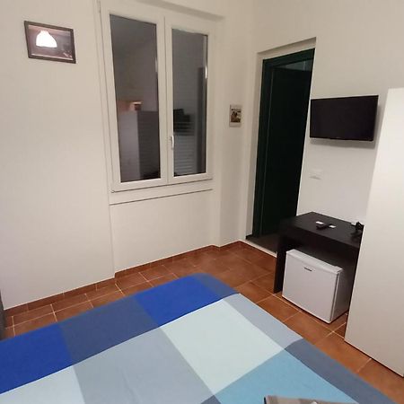Celtic House B&B Варацце Экстерьер фото